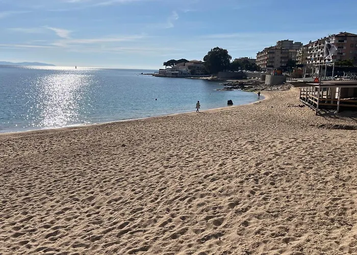 Le Face A La Ajaccio (Corsica)
